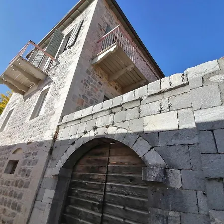 The Doctor's Mansion - Arkadia Villa *