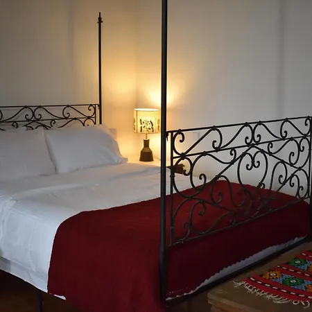 The Doctor's Mansion - Arkadia Villa